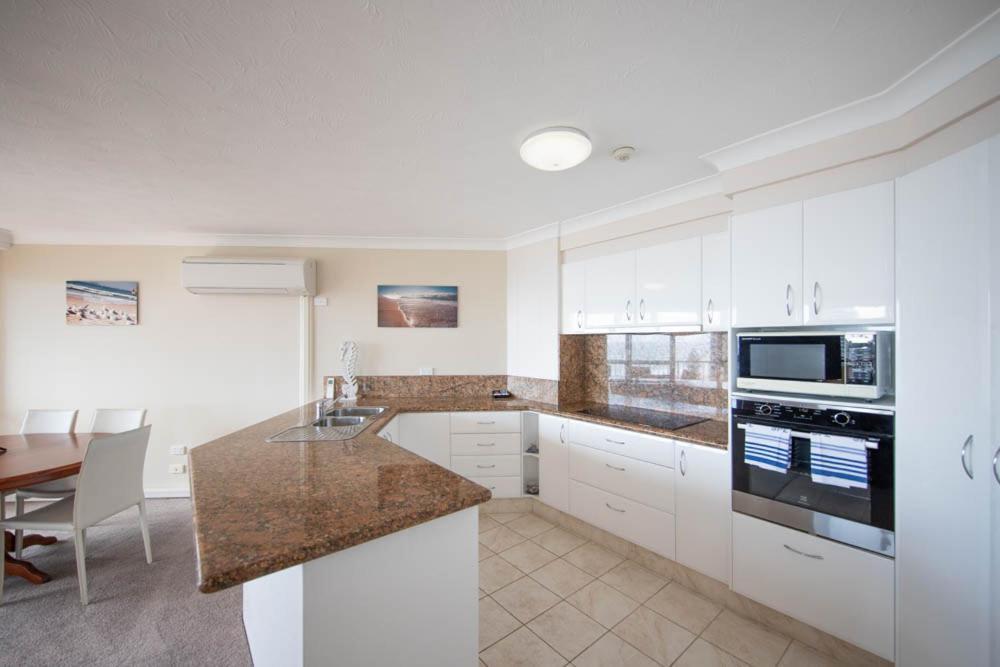 Bougainvillea Gold Coast Holiday Apartments Exterior photo